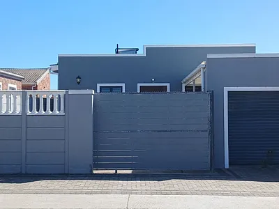 3 Bedroom House For Sale in Mitchells Plain - xMvv.webp