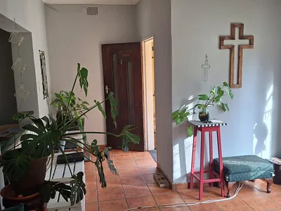 3 Bedroom House For Sale in Pretoria - 90YK.webp