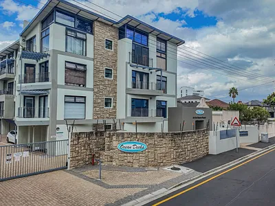 3 Bedroom Apartment For Sale in Strand - 5weI.webp