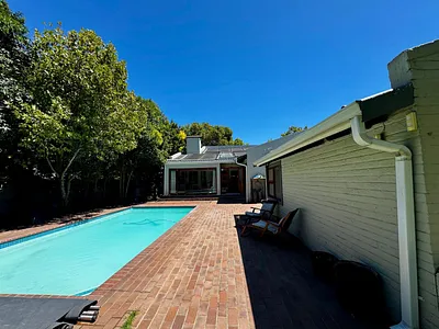 6 Bedroom House For Sale in Secunda - BSK0.webp