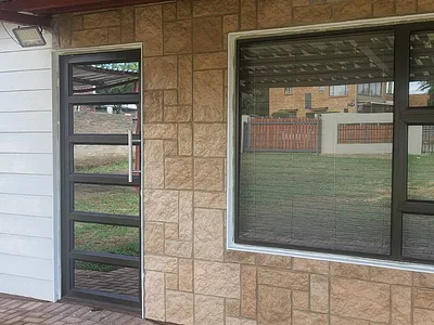 3 Bedroom House For Sale in Vaal Marina - Ozv4.webp