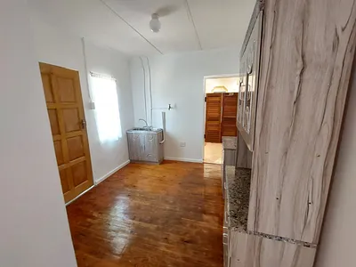 1 Bedroom House To Rent in Graaff-Reinet - img