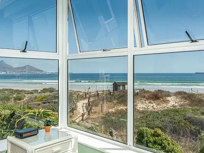 4 Bedroom House For Sale in Milnerton - C8ip.webp