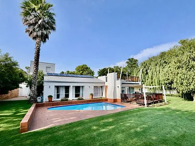 4 Bedroom House For Sale in Secunda - Zqbe.webp