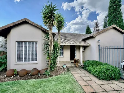 3 Bedroom House For Sale in Secunda - Xf6T.webp