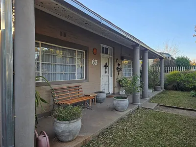 3 Bedroom House For Sale in Kimberley - WKsM.webp
