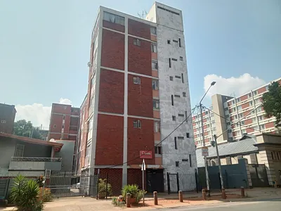 1 Bedroom Apartment For Sale in Pretoria - 1aah.webp