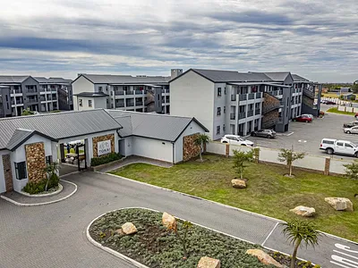 2 Bedroom Apartment For Sale in Port Elizabeth - bGCx.webp