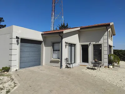 2 Bedroom House For Sale in Albertinia - pYuT.webp