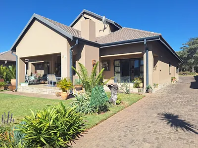 3 Bedroom House For Sale in Modimolle - UG9s.webp