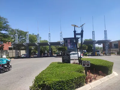 1 Bedroom Apartment For Sale in Randburg - 3vIb.webp