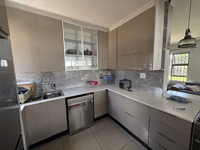 3 Bedroom House For Sale in Akasia - gLp3.webp
