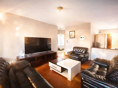 2 Bedroom Apartment For Sale in Pretoria - img