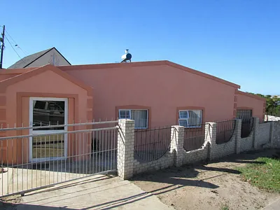 3 Bedroom House For Sale in Port Elizabeth - AVai.webp
