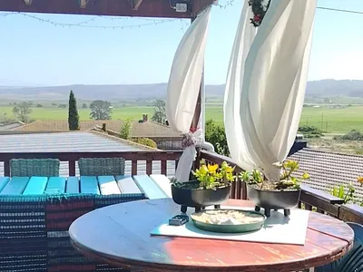 4 Bedroom House For Sale in Groot Brakrivier - uwQn.webp