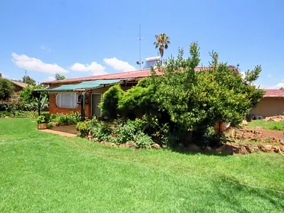 3 Bedroom House For Sale in Ventersdorp - lH9U.webp