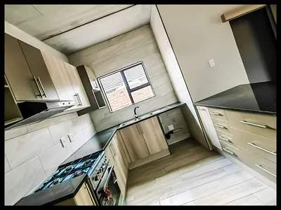 2 Bedroom Apartment To Rent in Secunda - img