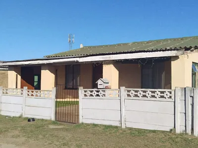 3 Bedroom House For Sale in Albertinia - uQvd.webp