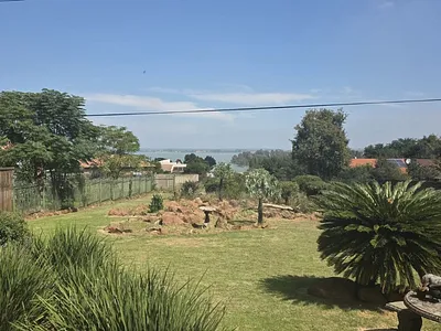 4 Bedroom House For Sale in Vaal Marina - tzJx.webp
