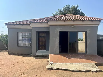 1 Bedroom House For Sale in Polokwane - 17hF.webp