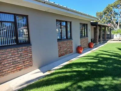 3 Bedroom House To Rent in George - 3jdQ.webp