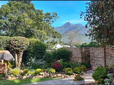 3 Bedroom House For Sale in George - C7tY.webp