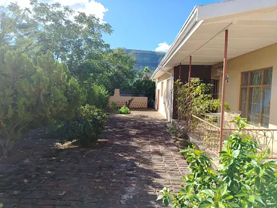3 Bedroom House For Sale in Kroonvale, Graaff-Reinet - gZNh.webp