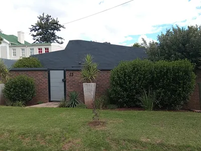 3 Bedroom House For Sale in Queenstown - 6mRc.webp