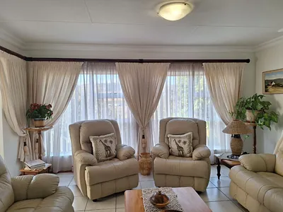 2 Bedroom House For Sale in Groot Brakrivier - Qlkj.webp