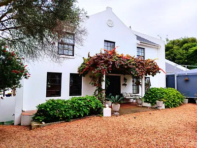 5 Bedroom House For Sale in Groot Brakrivier - img