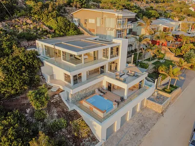 4 Bedroom House For Sale in Mossel Bay - img