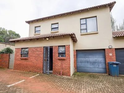 3 Bedroom Townhouse To Rent in Pretoria - SMCJ.webp