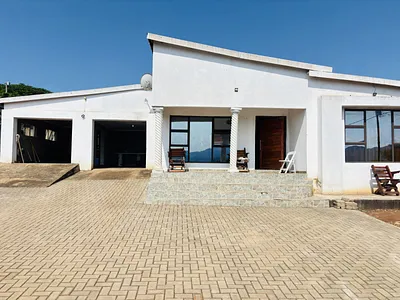 2 Bedroom House For Sale in Tzaneen - Tk35.webp