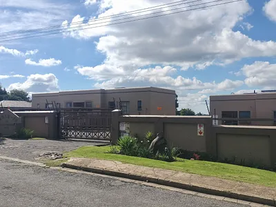 3 Bedroom Townhouse For Sale in Krugersdorp - CFF9.webp