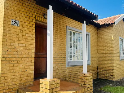 3 Bedroom House For Sale in Witbank - UrRe.webp