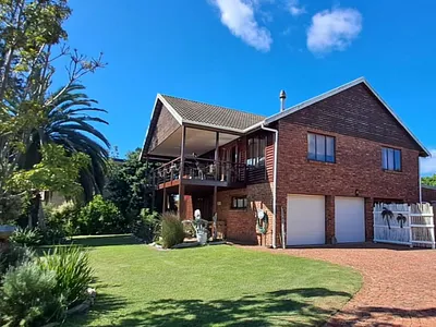 4 Bedroom House For Sale in Wilderness - 8QDN.webp