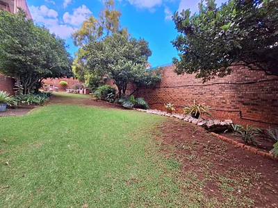 2 Bedroom Apartment For Sale in Pretoria - Y8v9.webp