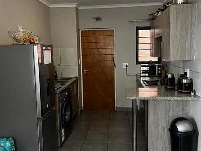 2 Bedroom Apartment To Rent in Midrand - xSYn.webp