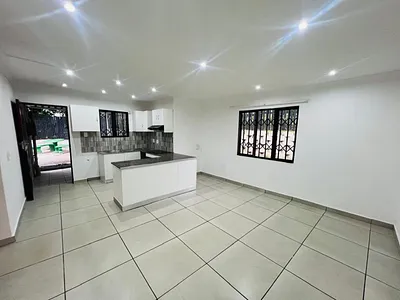 2 Bedroom House To Rent in Pinetown - img