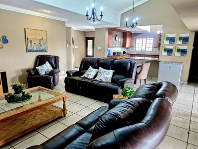 4 Bedroom House For Sale in Witbank - YKFE.webp