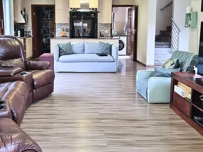 6 Bedroom House For Sale in Midrand - TCX3.webp