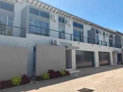 5 Bedroom House To Rent in Sandton - 16K0.webp
