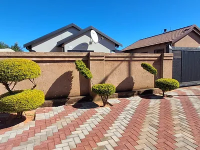 3 Bedroom House For Sale in Soshanguve - bmpP.webp