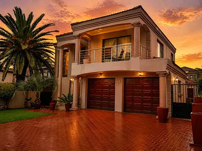 5 Bedroom House For Sale in Roodepoort - 7ERD.webp