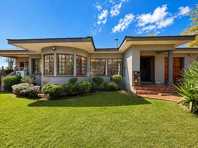 4 Bedroom House For Sale in Ermelo - bKqb.webp