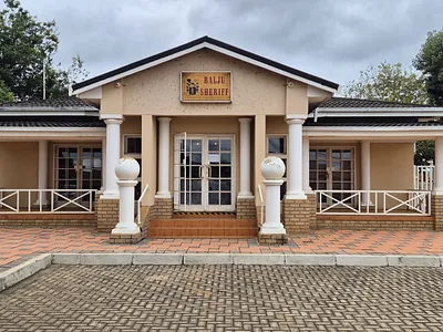 Commercial Property For Sale in Lydenburg - ZKrU.webp
