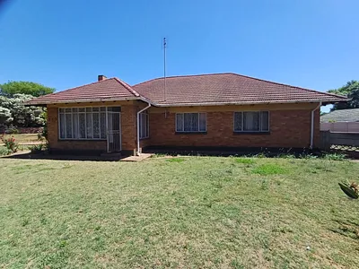 3 Bedroom House For Sale in Stilfontein - 009i.webp