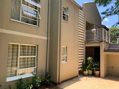2 Bedroom Apartment For Sale in Bedfordview - ggGZ.webp