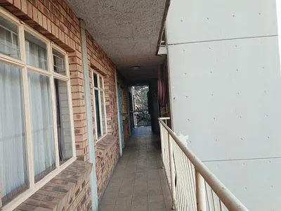 2 Bedroom House For Sale in Pretoria - Rwxi.webp