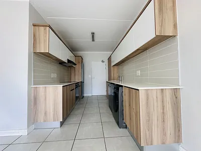 1 Bedroom Apartment To Rent in Pretoria - mrak.webp